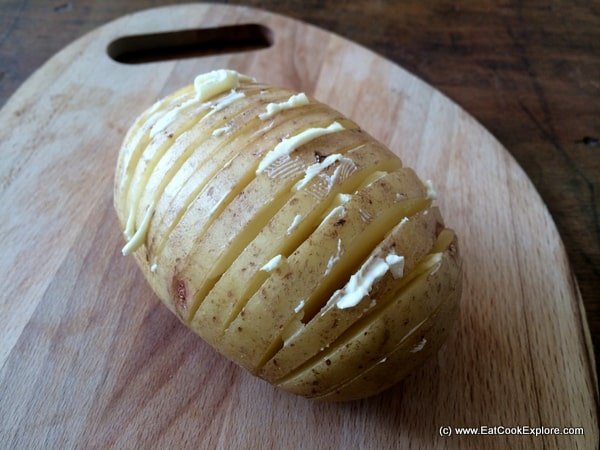 How to Slice Hasselback Potatoes - Rasa Malaysia